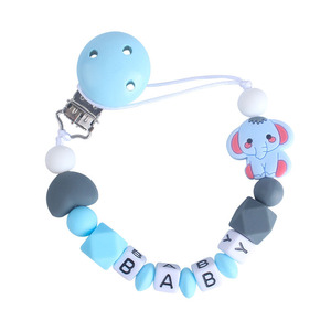 Venta al por mayor <span class=keywords><strong>nombre</strong></span> <span class=keywords><strong>de</strong></span> <span class=keywords><strong>silicona</strong></span> <span class=keywords><strong>chupete</strong></span> Clip tela cadena madera bebé <span class=keywords><strong>chupete</strong></span> Clip - Product Image 1