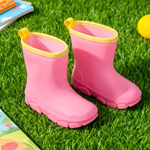 รองเท้าบูทยางกันน้ำเด็กแบบยาวถึงเข่า กันลื่น น้ำหนักเบา ใส่ได้ทั้งเด็กชายและเด็กหญิง สามารถใส่ซับในขนแคชเมียร์ได้ เหมาะสำหรับนักเรียน - Product Image 3