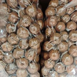 Australian Raw Macadamia Nuts; Vanilla and Original <strong>Flavors</strong>; for Eat; Custom Packaging Available - Product Image 3