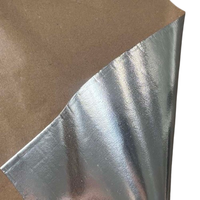 Pare-vapeur flexible en feuille pour structures de toit complexes