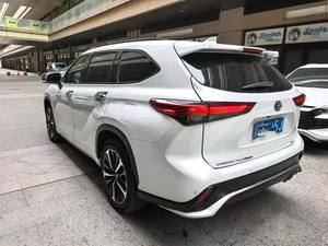 รถยนต์โตโยต้า คราวน์ แลนด์ รีลีส ปี 2022 เครื่องยนต์ 2.5 ลิตร ไฟฟ้า ขับเคลื่อน 4 ล้อ ไมล์น้อย สภาพดี พวงมาลัยซ้าย เบนซิน  ลดราคาพิเศษ - Product Image 5