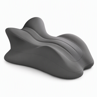 Coussin de repose-jambes ergonomique en mousse à mémoire de forme Grey Arc Contour pour lecture allongée et soutien au lit