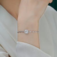 Pulsera de Lujo con Cadena y Eslabones, Diseño de Halo Cuadrado y Engaste de Garras, con Moissanita Redonda de Corte Brillante VVS1 Certificada GRA, Plata S925