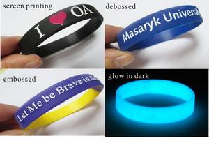 Pulsera de Silicona Personalizada Barata con Diseño Gratuito - Product Image 2