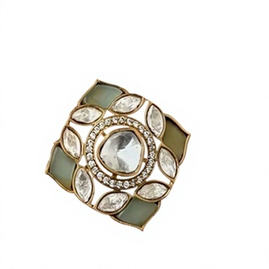 Charmante tenue moderne avec des pierres Look plaqué or bague élégante pour les mariages fêtes fiançailles porter pour les femmes et les filles - Product Image 2