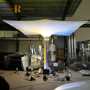 Parapluie motorisé pour paysage, résistant au vent, imperméable, à l'énergie solaire, pulvérisant un café, un bar, un espace carré pour l'extérieur. - Product Image 1