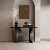 Meubles de salon Table d'entrée en marbre noir italien Table d'entrée de couloir antique d'hôtel Tables console modernes en or de luxe