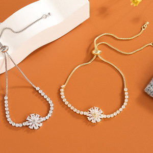 Flower Shape <b>Copper</b> Alloy <b>Bracelet</b> Gold And White Channel Setting Stretchable Jewelry For Women - Product Image 1