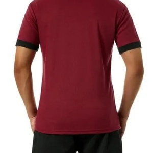 Polo à manches courtes en polyester de couleur unie, tactique, pour sports de plein air, couleur contrastée rouge vin - Product Image 2
