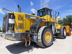 Chargeur sur pneus d'occasion Komatsu WA600-6 en bon état à vendre Chargeur frontal Komatsu WA100 WA300 WA380 WA470 WA510 à bas prix - Product Image 4