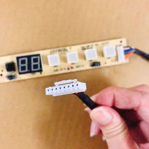 Placa de Control para Aire Acondicionado Eléctrico Galanz GAL-LED-05, Placa de Circuito con Pantalla, Número de Pieza 10202771020278 - Product Image 1
