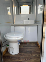 Remorque Sanitaire Mobile à 2 Cabines, Design Moderne, Prix Avantageux, Idéale pour Chantiers et Utilisation Extérieure