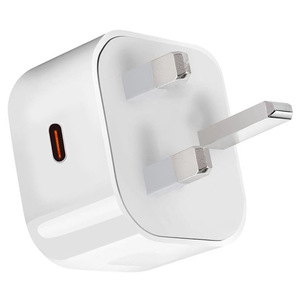 อะแดปเตอร์ชาร์จเร็ว PD 40W ชนิด Type-C ปลั๊กแบบพับได้ของสหราชอาณาจักร เครื่องชาร์จสีขาว - Product Image 1