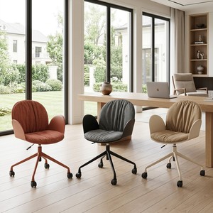 Chaise de bureau pivotante à 360° avec base 5 étoiles, rembourrage en tissu confortable, réglage de la hauteur par vérin à gaz - Product Image 2
