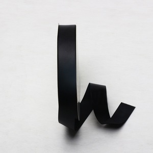 ริบบิ้นโพลีเอสเตอร์สีพื้นสองด้านแบบกำหนดเอง สำหรับห่อของขวัญและตกแต่ง - Product Image 4