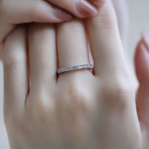 Nouveautés Dylam - Bijoux Chic et Tendance - Anneaux pour Femmes en Argent avec Double Couche de Zircone Cubique 5A - Personnalisables - Luxe - Product Image 6