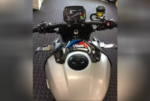 ¡LISTO PARA CONDUCIR! ÚLTIMAS OFERTAS 2025 - Motocicleta Deportiva BMW <span class=keywords><strong>M</strong></span> 1000 <span class=keywords><strong>R</strong></span> en Venta - Product Image 5