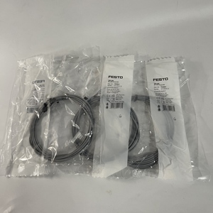 สายเคเบิลแท้ใหม่เอี่ยมรุ่น SME-8M-DS-24V-K-2,5-OE - Product Image 1