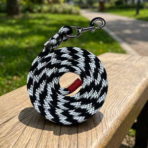 Cuerda de Amarre para Caballos de Acero Inoxidable Bicolor Resistente con Gancho Giratorio de Latón, Diseño Ecológico, para Uso en Establos y Exteriores, Rub International - Product Image 3