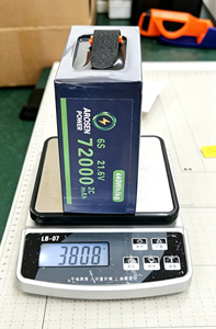 Batterie semi-solide Li-Po 6S/12S 21.6/43.2V 72Ah 2/3C 440wh/kg haute densité pour drones d'inspection/UAV - Product Image 1
