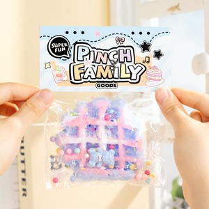 Jouets anti-stress personnalisables en forme de gaufre pour la réduction de l'anxiété et la décompression, pour les enfants de 5 à 7 ans - Product Image 1