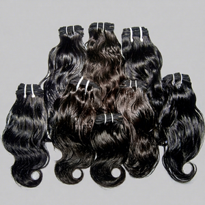 Cabello Humano Indio Remy 100% Virgen de Alta Calidad, Ondulado Natural, Doble Trama a Máquina - Product Image 1
