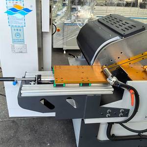 เครื่องตัดมุมฉากอัตโนมัติ CNC แบบสองหัว ตัดได้ที่ 45 และ 90 องศา ความแม่นยำสูง ควบคุมด้วย PLC สำหรับตัดหน้าต่างอลูมิเนียม - Product Image 4