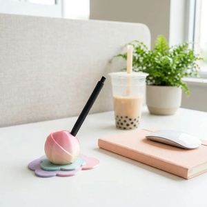 ของเล่นการ์ตูน PLA ใหม่ ของตกแต่ง โมเดลข้ามพรมแดน ที่ใส่ปากกาแบบอมยิ้มละลายได้ ยี่ห้อ QY สำหรับทุกเพศ - Product Image 4