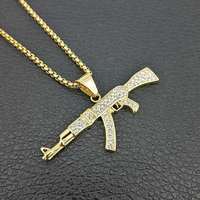 En gros faible quantité minimale de commande en acier inoxydable plaqué or AK47 fusil pendentif initiale