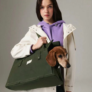 क्का उपहार कस्टम उच्च गुणवत्ता वाले हस्तनिर्मित कुत्ते यात्रा बैग पोर्टेबल फोल्डेबल बड़ी क्षमता लक्जरी पालतू वाहक कस्टम रंग के साथ - Product Image 1