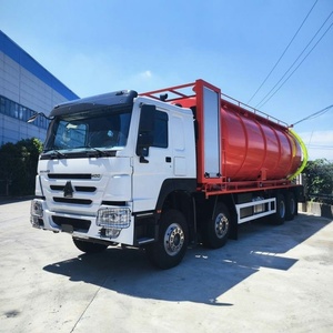 Camion d'aspiration des eaux usées Sinotruk HOWO 8x4 25CBM, camion de nettoyage des égouts à haute pression et à aspiration par jet - Product Image 5