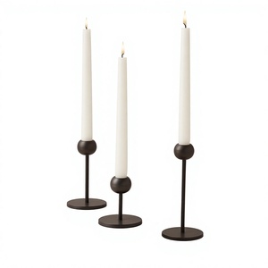 สต็อกสดเชิงเทียนโคมไฟชุด 3 ชิ้นโบราณเสาโลหะเชิงเทียน - Product Image 1