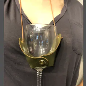 Kulit pemegang kaca anggur kalung pemegang kaca anggur kalung lanyard tangan Gratis Yoke pemegang kaca tali untuk waktu pesta