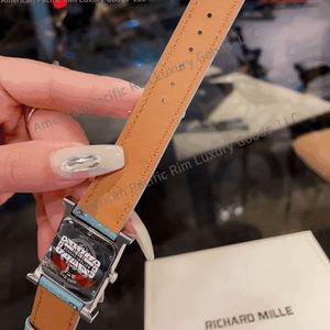 Reloj de Mujer de Lujo de Alta Gama, Diseño 2025, Marca H, Analógico, Esfera Cuadrada con Cristal, Correa de Cuero, Movimiento de Cronómetro, Suministro ODM - Product Image 4