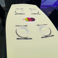 Espacio Inmersivo Interior, Proyector Holográfico 3D, Mesa de Comedor Interactiva