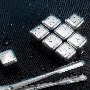 Accesorios de Bar de Piedras Metálicas Reutilizables, Cubos de Hielo de Acero Inoxidable para Whisky con Pinzas para Hielo - Product Image 6