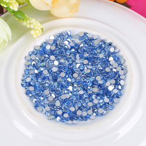 Strass en verre cristal à dos plat ronds 2D bleus scintillants pour décoration d'ongles, accessoires DIY, vente en gros - Product Image 1