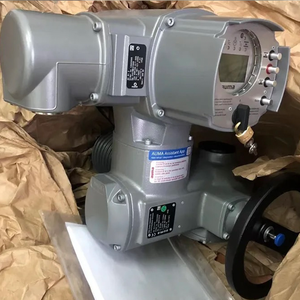 Actionneur industriel AUMA pour l'automatisation des vannes à boisseau sphérique et à globe de grande capacité, en acier, certifié ATEX - Product Image 2