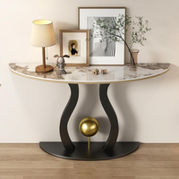 Console de luxe en acier inoxydable et marbre pour hall d'entrée, table de contrôle, table de foyer, mobilier de salon d'hôtel