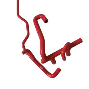 Manguera de radiador automotriz negra personalizada, superficie lisa, manguera de silicona de forma especial, corte personalizado para aplicaciones industriales - Product Image 4