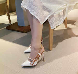 Nuevos Tacones Altos de Verano con Punta Fina y Diseño Único, Tacones Altos de Mujer con Nudo de Mariposa y Parte Trasera Abierta - Product Image 5
