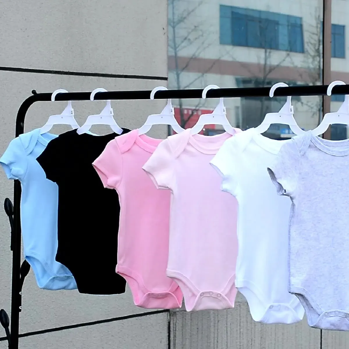 Une pièce en gros plaine nouveau-né tricot barboteuses Onesies bébé vêtements garçons 0-3 mois 100% coton nouveau-né 3-6 mois bébé barboteuse