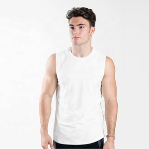 Vente en gros de débardeurs de sport PIHA SPORTS personnalisés pour hommes, 5 pièces, 100% coton, coupe ajustée, respirants, séchage rapide, grande taille, col rond - Product Image 5