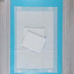 Échantillon Gratuit : Tapis d'Entraînement pour Chiens Anti-Fuites à 5 Couches – Tapis Absorbant pour Animaux de Compagnie - Product Image 3