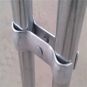 Abrazaderas de metal para valla de enlace de cadena de venta caliente 1-3/8 pulgadas abrazaderas de panel de perrera para perros