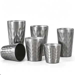 Conjunto de Copos Térmicos Vintage de Aço Inoxidável 304 com Parede Dupla e Padrão Diamante de Fogo – Presente de Natal para Escritório, Acampamento e Cerveja - Product Image 1