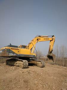 Pelle pelleteuse multifonction sur chenilles originale de la Corée Hyundai 330LC-9 Hyundai à haut rendement en bon état en vente - Product Image 4