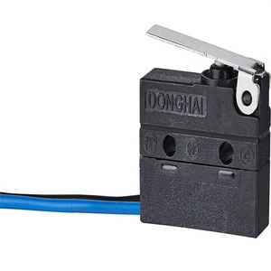 Nouvelle génération de pistolets de charge pour véhicules électriques à énergie nouvelle, interrupteur IP67, SPDT, étanche à la poussière, en plastique, 6A 250V, petite taille - Product Image 4