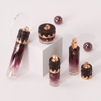 Nouveau design de contenants d'emballage cosmétiques en verre de luxe sérigraphie pot de crème pour le visage et les yeux bouteille de lotion pompe pour l'huile ensemble de soins de la peau