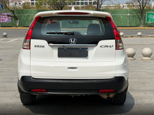 Honda CR-V 2013 2.0L FWD Edición Clásica 116hp SUV Compacto R17 Eficiente en Consumo de Combustible Confiable USADO Automático de 5 velocidades Autos con Volante a la Izquierda - Product Image 6